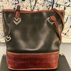 Brighton (RARE) vintage bucket bag. Great condition!